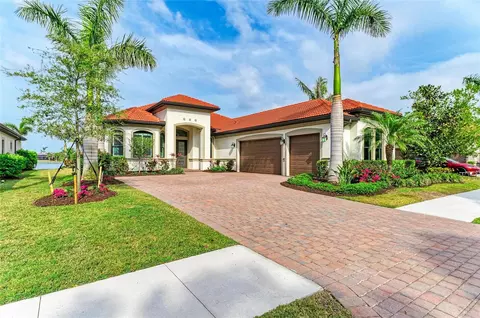 344 Maraviya Blvd, Nokomis, FL 34275