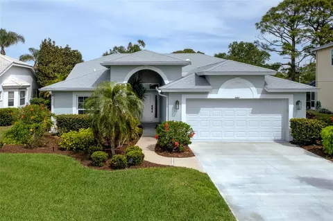 9587 Knightsbridge Cir, Sarasota, FL 34238