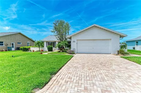 1906 70th St W, Bradenton, FL 34209