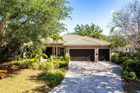4915 Old Tree Pl, Sarasota, FL 34233