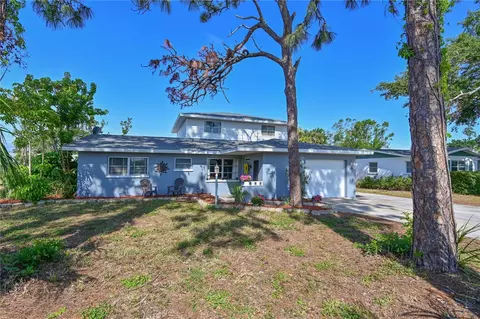 404 62nd St NW, Bradenton, FL 34209