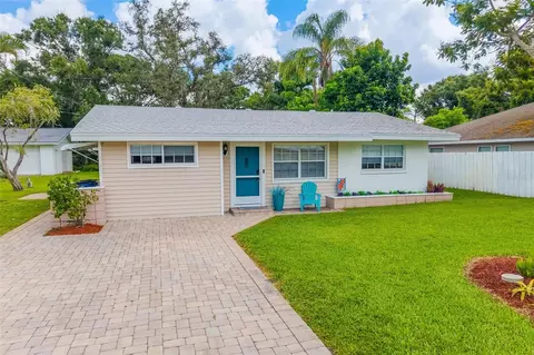 2225 Alice Rd, Sarasota, FL 34231