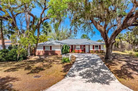 7299 S Leewynn Dr, Sarasota, FL 34240