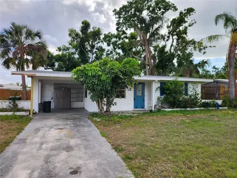 4712 Cronin Dr, Sarasota, FL 34232