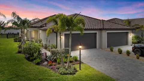 16016 Sunny Day Dr, Bradenton, FL 34211