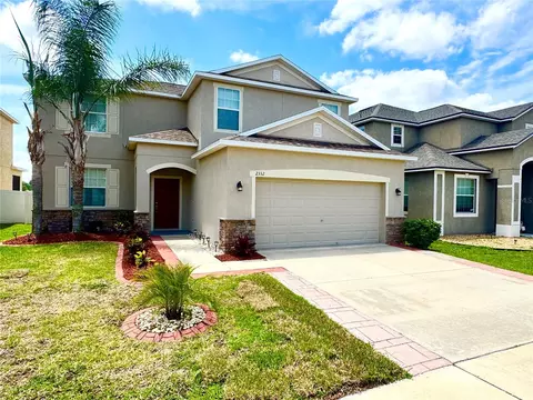 2332 Dovesong Trace Dr, Ruskin, FL 33570