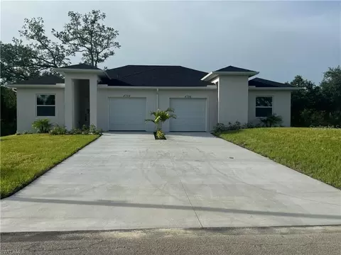4738 4736 15th St SW, Lehigh Acres, FL 33973