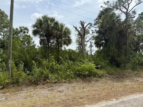 557 Naples Ave S, Lehigh Acres, FL 33974