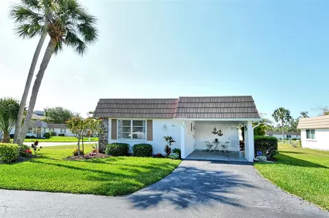 2752 Riverbluff Pl #66, Sarasota, FL 34231