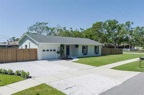 2211 12th St W, Palmetto, FL 34221