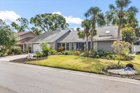 811 Hammockwood Ct, Sarasota, FL 34232