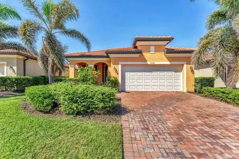 10072 Cozy Grove Dr, Venice, FL 34293