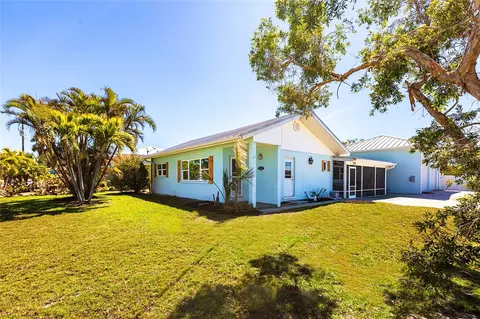 2703 Avenue B, Holmes Beach, FL 34217
