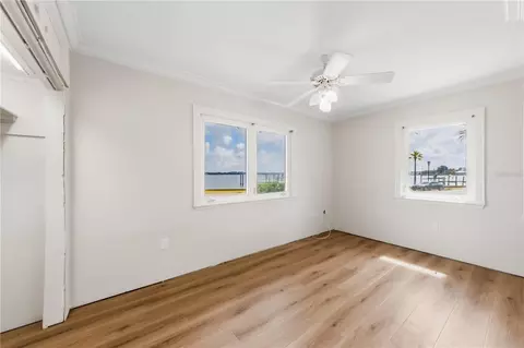 Bedroom - 2305 Riverview Blvd, Bradenton, FL 34205 photo 2 of 7