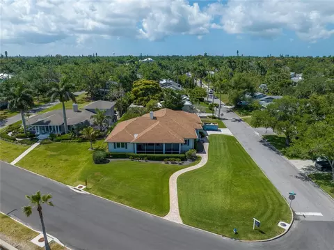 View/Area - 2305 Riverview Blvd, Bradenton, FL 34205 photo 4 of 10