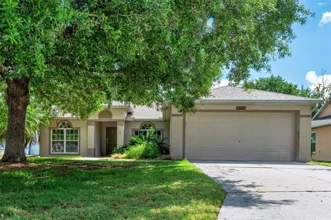 12131 Warwick Cir, Parrish, FL 34219