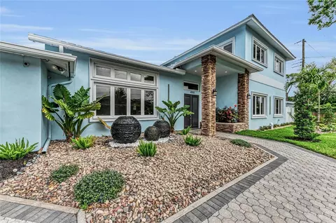 4153 Camino Real, Sarasota, FL 34231