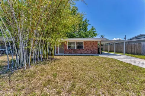 3545 Lalani Blvd, Sarasota, FL 34232