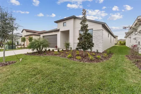 Exterior - 11822 Moonsail Dr, Parrish, FL 34219 photo 3 of 5