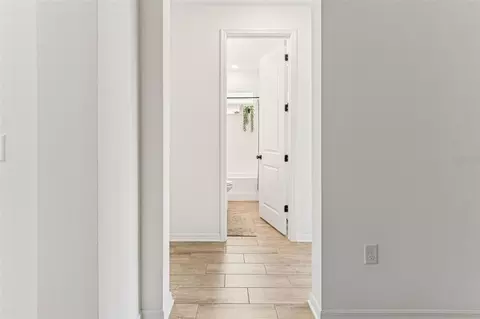 Entry Way - 11822 Moonsail Dr, Parrish, FL 34219 photo 11 of 11