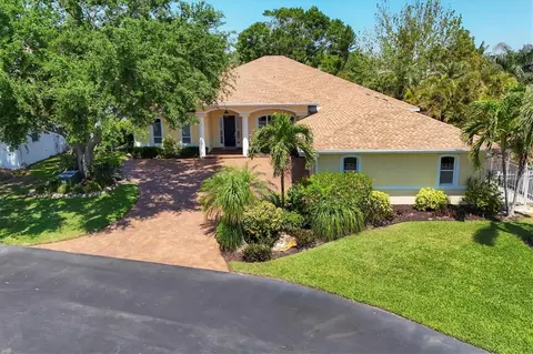 1811 78th St W, Bradenton, FL 34209