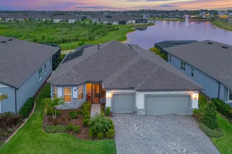 8722 Backshore Ln, Parrish, FL 34219