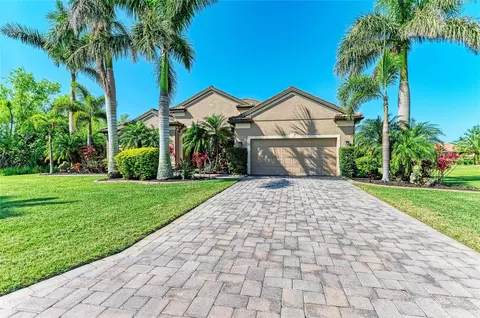 618 148th Ct NE, Bradenton, FL 34212