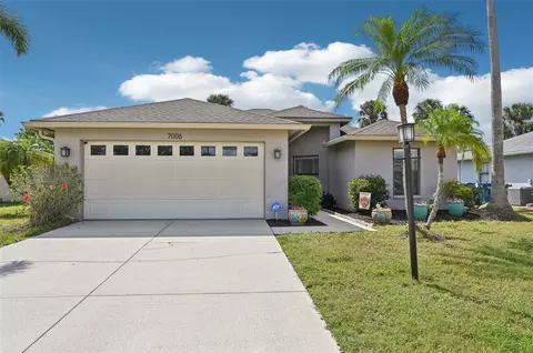 7006 44th Ct E, Sarasota, FL 34243