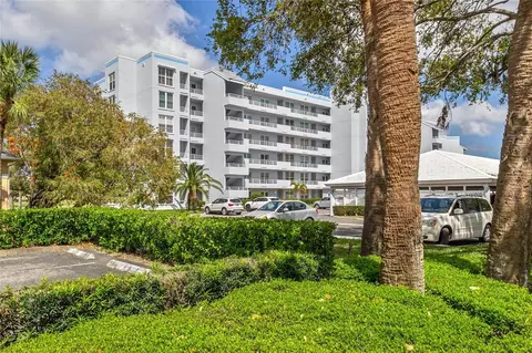 3790 Pinebrook Cir #408, Bradenton, FL 34209