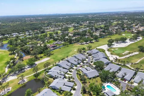 5578 Country Club Way, Sarasota, FL 34243