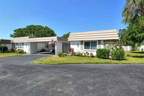 2417 Riverbluff Pkwy #235, Sarasota, FL 34231
