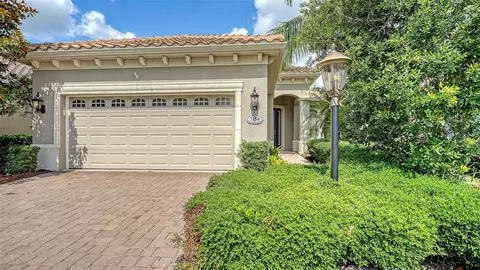 7158 Westhill Ct, Lakewood Ranch, FL 34202