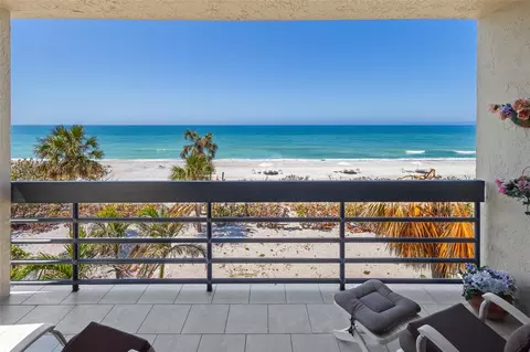 1045 Gulf Of Mexico Dr #205, Longboat Key, FL 34228