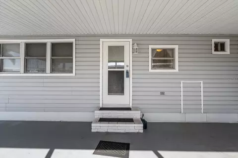 2850 Trinidad Way, Palmetto, FL 34221