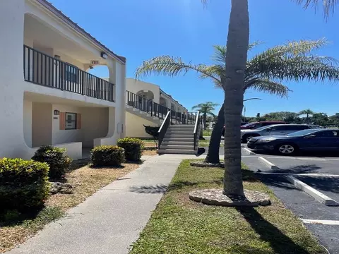 16380 Dublin Cir #104, Fort Myers, FL 33908