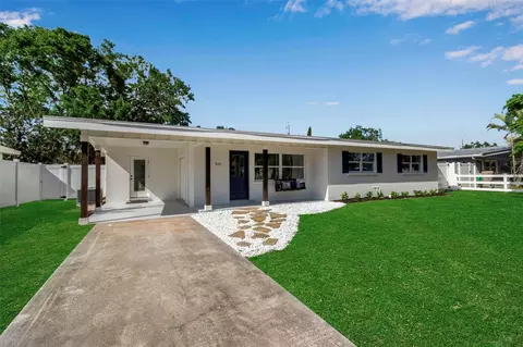 3101 Bay St, Sarasota, FL 34237