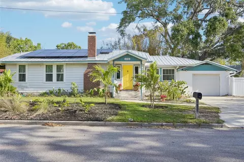 2216 13th Ave W, Bradenton, FL 34205