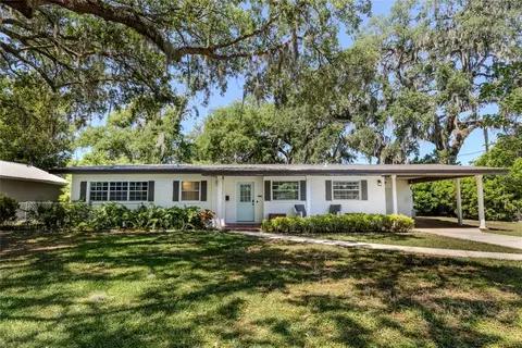 1005 Powell St, Plant City, FL 33563