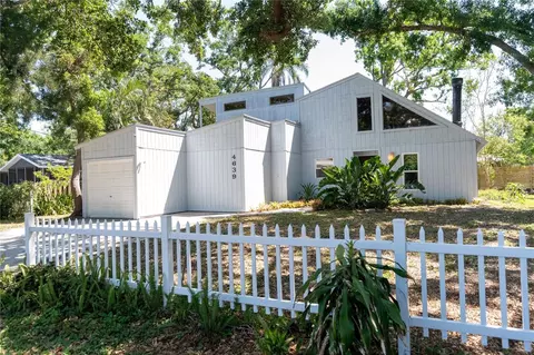 4639 Sloan Ave, Sarasota, FL 34233