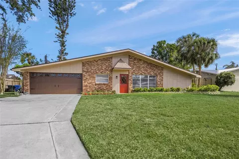 2551 Waneta Dr, Sarasota, FL 34231