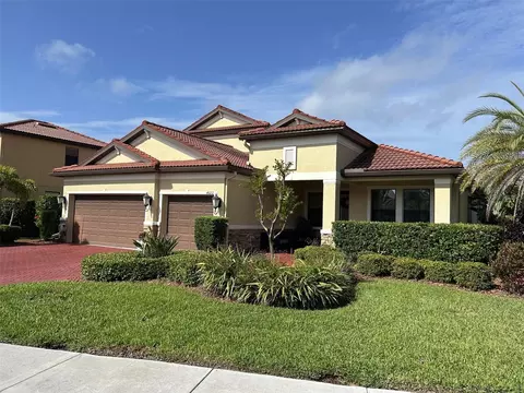 4622 Grand Lakeside Dr, Palm Harbor, FL 34684