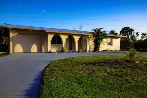 389 Millport St NW, Port Charlotte, FL 33948