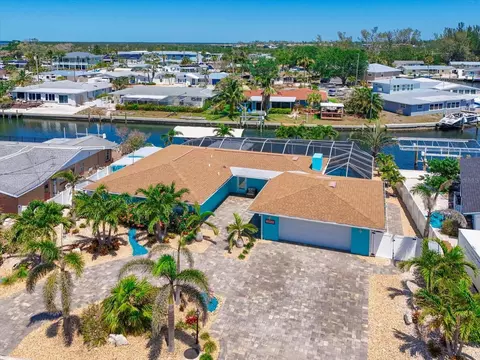 10016 Spoonbill Rd E, Bradenton, FL 34209