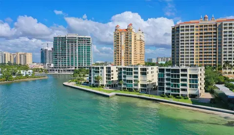 99 Sunset Dr #102, Sarasota, FL 34236