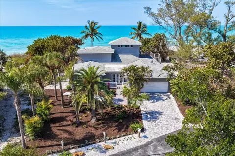 8592 Hidden Lagoon Rd, Sarasota, FL 34242