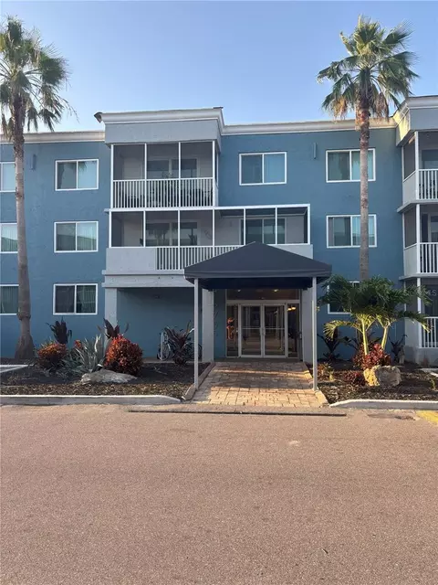 2755 Coconut Bay Ln #1313, Sarasota, FL 34237