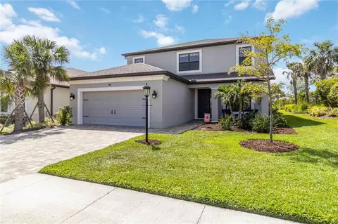 9061 Luna Ln, Sarasota, FL 34241