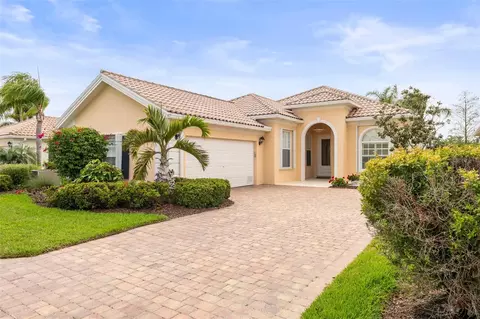 5751 Wilena Pl, Sarasota, FL 34238