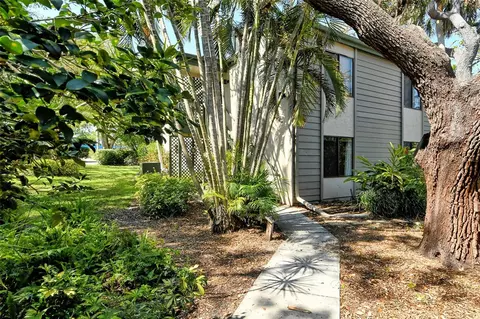 1532 Pelican Point Dr #BA139, Sarasota, FL 34231