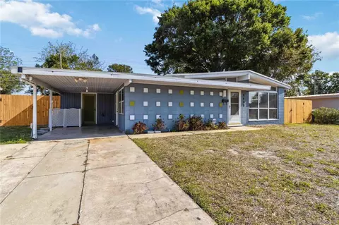 2400 Stanford Ave, Bradenton, FL 34207